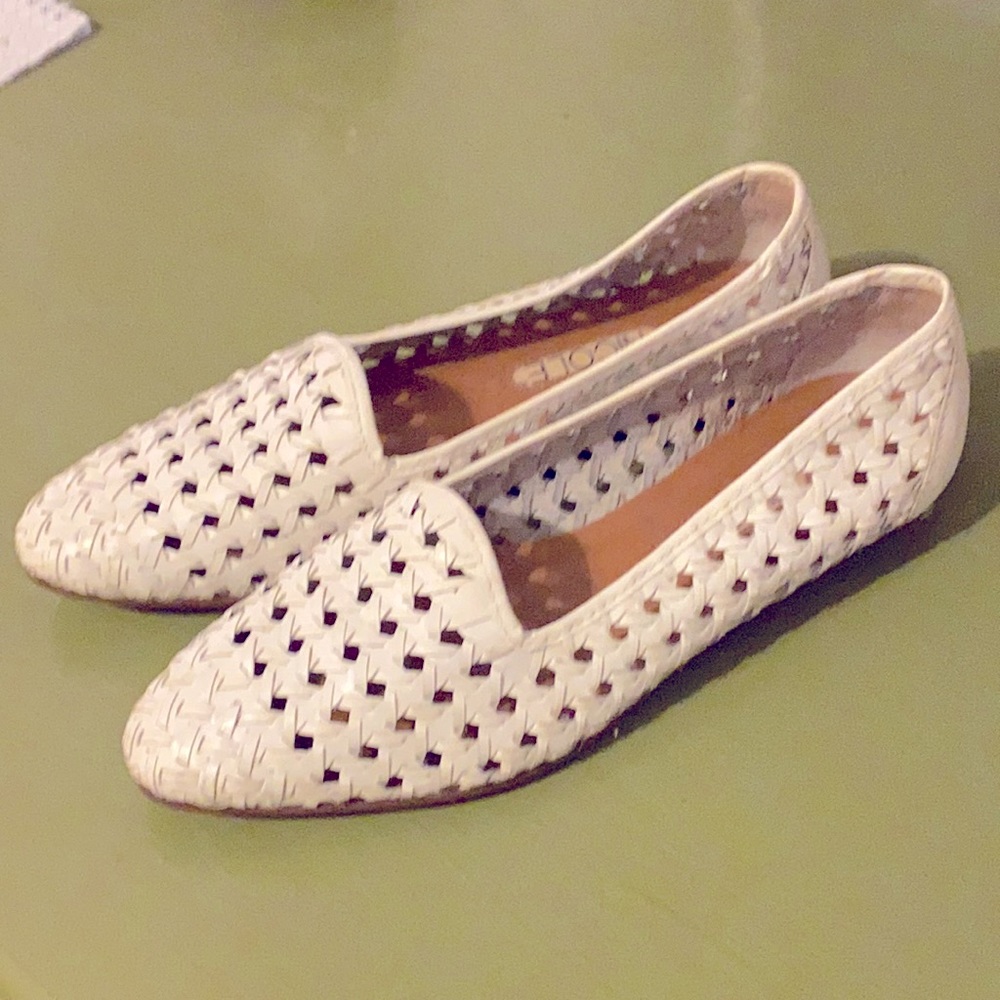 Vintage Nicole White Woven Leather Slip-on Flats